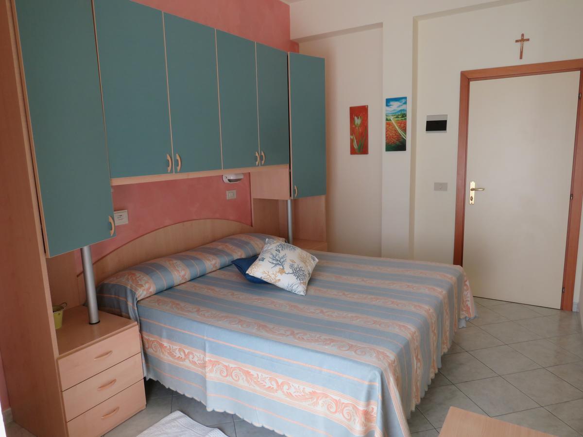 Hotel Solidea ริมินี ภายนอก รูปภาพ